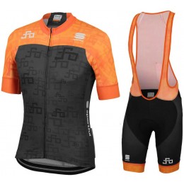 Peter Sagan LOGO Team 2019 Line orange Fietskleding Set Fietsshirt Korte Mouw+Korte fietsbroeken Bib 19040778 Peter Sagan LOGO Team 2019 Line orange Fietskleding Set Fietsshirt Korte Mouw+Korte fietsbroeken Bib 19040778